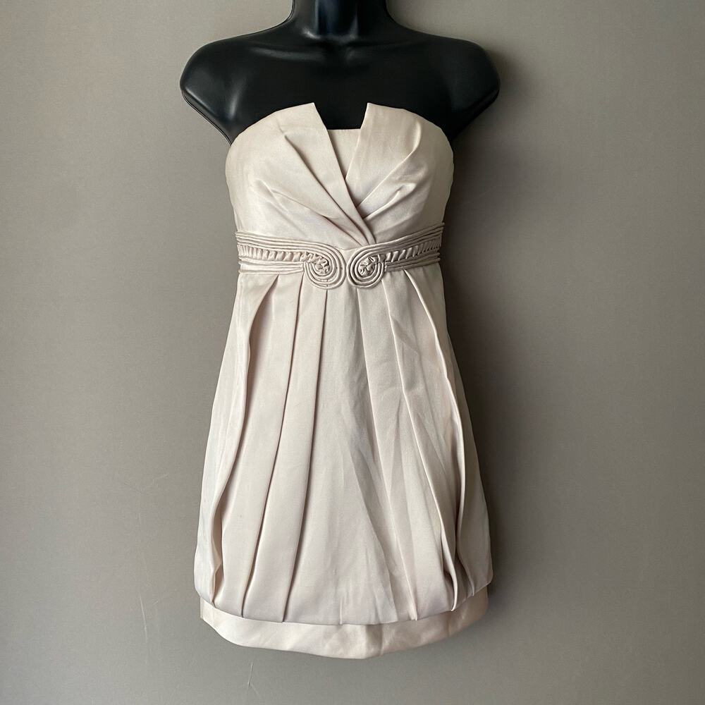 BCBG Maxazria sz 0 beige sleeveless pleated mini‎ cocktail dress